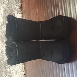 UGG Black Bailey Bow